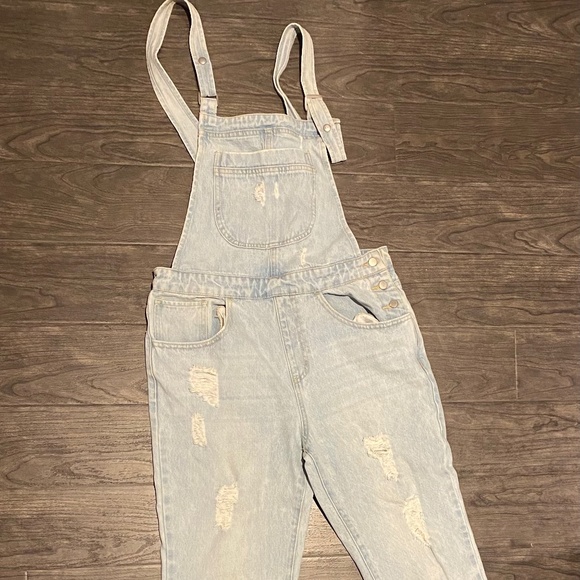 Jean Overalls - Picture 1 of 6